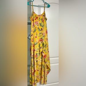 Beautiful high low dress. Super comfy